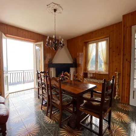 Chalet With Big Private Outside Space And Lake View